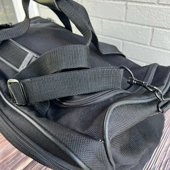 COPY - Atlantic Black Tote Duffel Bag Luggage - Picture 8 of 8